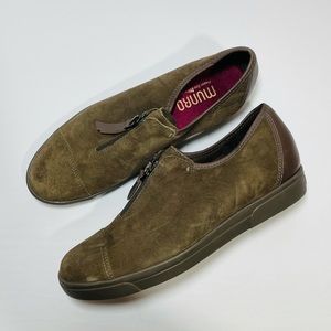 Munro Roslyn Brown Suede Zip Sneaker